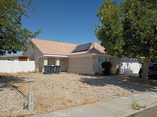 43525 Palos, Lancaster, CA, 93535 | Card Image