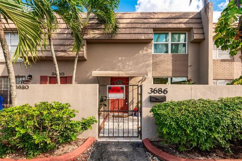 71-3686 Sw 59th Ter, Davie, FL, 33314-2618 | Card Image