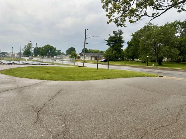 2600 N Park Rd, Home with 0 bedrooms, 1 bathrooms and null parking in Connersville IN | Image 16