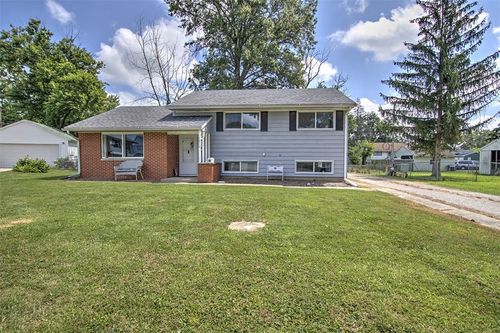 1818 S Richmond Ct, Decatur, IL, 62521-4761 | Card Image