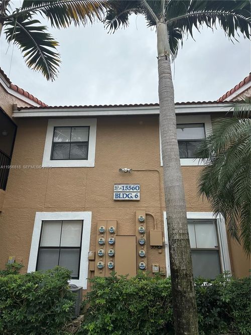 apt-625-15560 Sw 104th Ter, Miami, FL, 33196-3532 | Card Image
