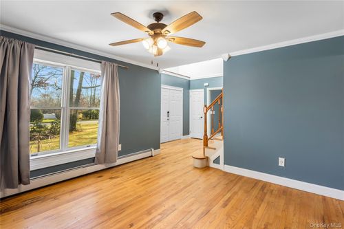 45 Drew Dr, Eastport, NY, 11941-1333 | Card Image