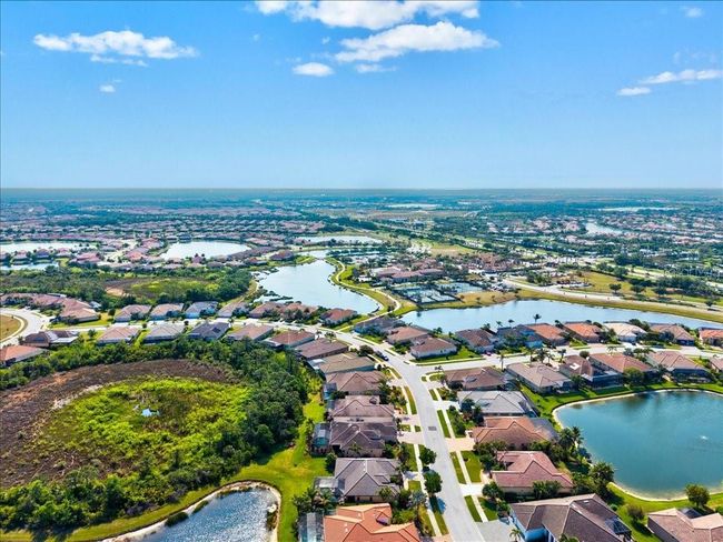 13644 Brilliante Dr, House other with 3 bedrooms, 2 bathrooms and null parking in Venice FL | Image 60