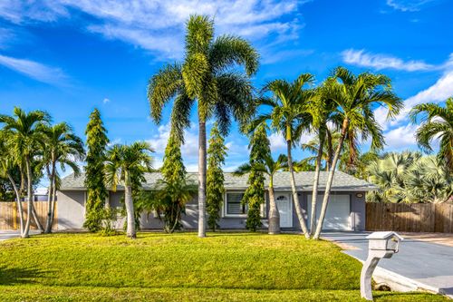 481 Sw Voltair Ter, Port Saint Lucie, FL, 34984-3537 | Card Image