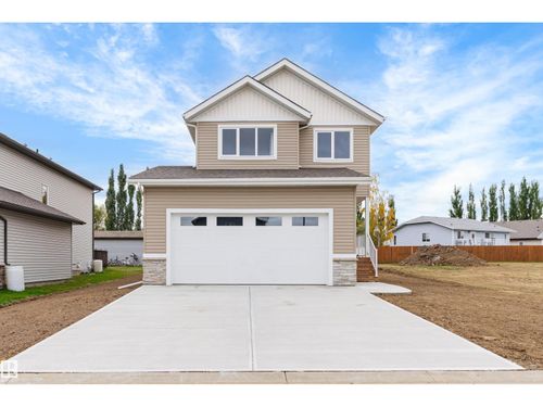 5121 53a Ave, Legal, AB, T0G1L0 | Card Image