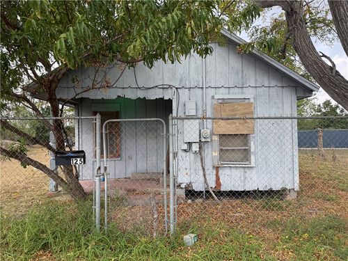 125 N Bluntzer St, Corpus Christi, TX, 78408-3801 | Card Image
