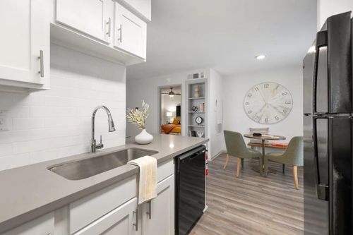 612-2800 Ashford Oak Dr, Houston, TX, 77082-2113 | Card Image