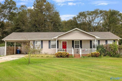 501 Deidra St, Albertville, AL, 35950-5505 | Card Image