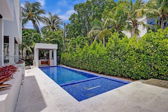 201 Buttonwood Dr, House other with 5 bedrooms, 7 bathrooms and null parking in Key Biscayne FL | Image 35