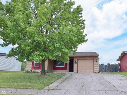 3658 Valley Lake Dr, Indianapolis, IN, 46227-9743 | Card Image