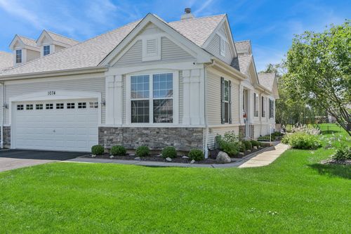 1074 Hampton Ln, Yorkville, IL, 60560-9098 | Card Image