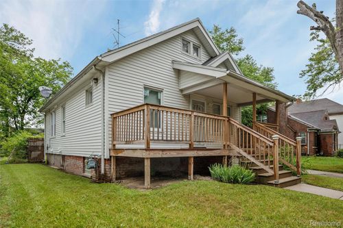 12658 Waltham St, Detroit, MI, 48205-3310 | Card Image