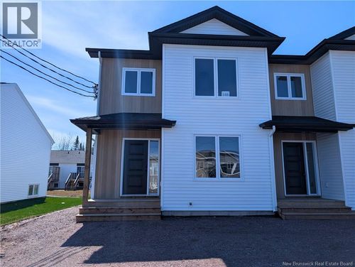 148 Ernest St, Dieppe, NB, E1A4T2 | Card Image