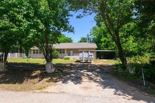 1005 W Pitman St, Mcloud, OK, 74851-8003 | Card Image