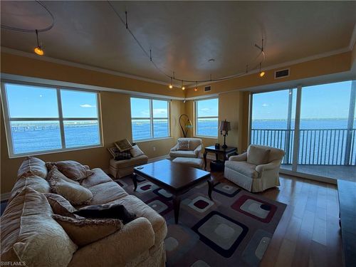 apt-1001-2797 1st St, FORT MYERS, FL, 33916-1860 | Card Image