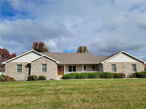 33 Kaskaskia Dr, Sullivan, IL, 61951-9332 | Card Image