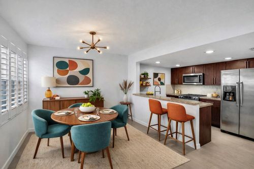 548-4550 Sw 68th Court Cir, Miami, FL, 33155-6860 | Card Image