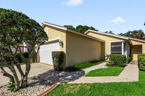 172 Harbor Lake Cir, Greenacres, FL, 33413-2126 | Card Image