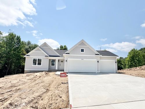 5964 Valley Point Dr Se, Caledonia, MI, 49316 | Card Image