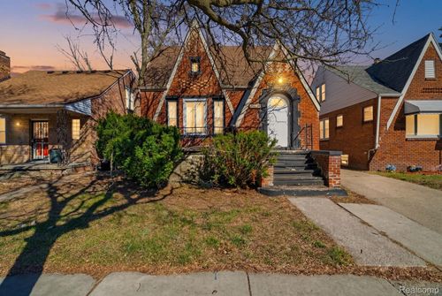16634 Cruse St, Detroit, MI, 48235-4096 | Card Image