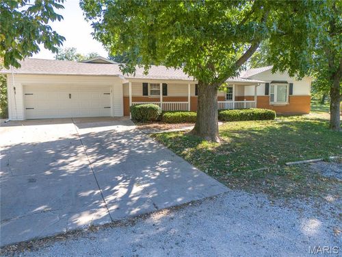 826 S Elm St, Vandalia, IL, 62471-2935 | Card Image