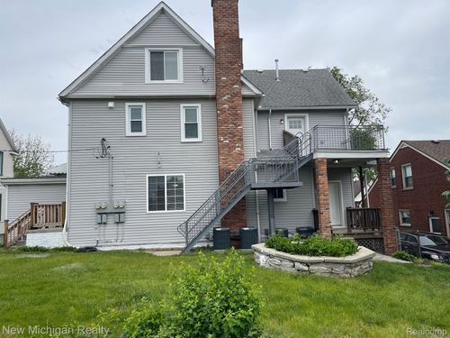 171 Davis St, Wyandotte, MI, 48192-3900 | Card Image