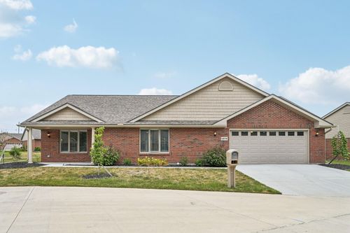 1275 Timber Wood Dr, Marysville, OH, 43040-3526 | Card Image