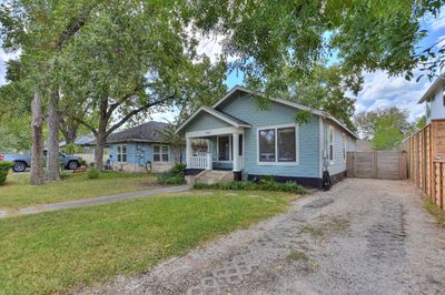 View of front of bungalow looking east | Image 3