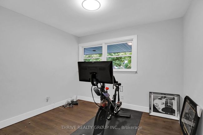 371 High St, House other with 3 bedrooms, 2 bathrooms and 2 parking in London ON | Image 34