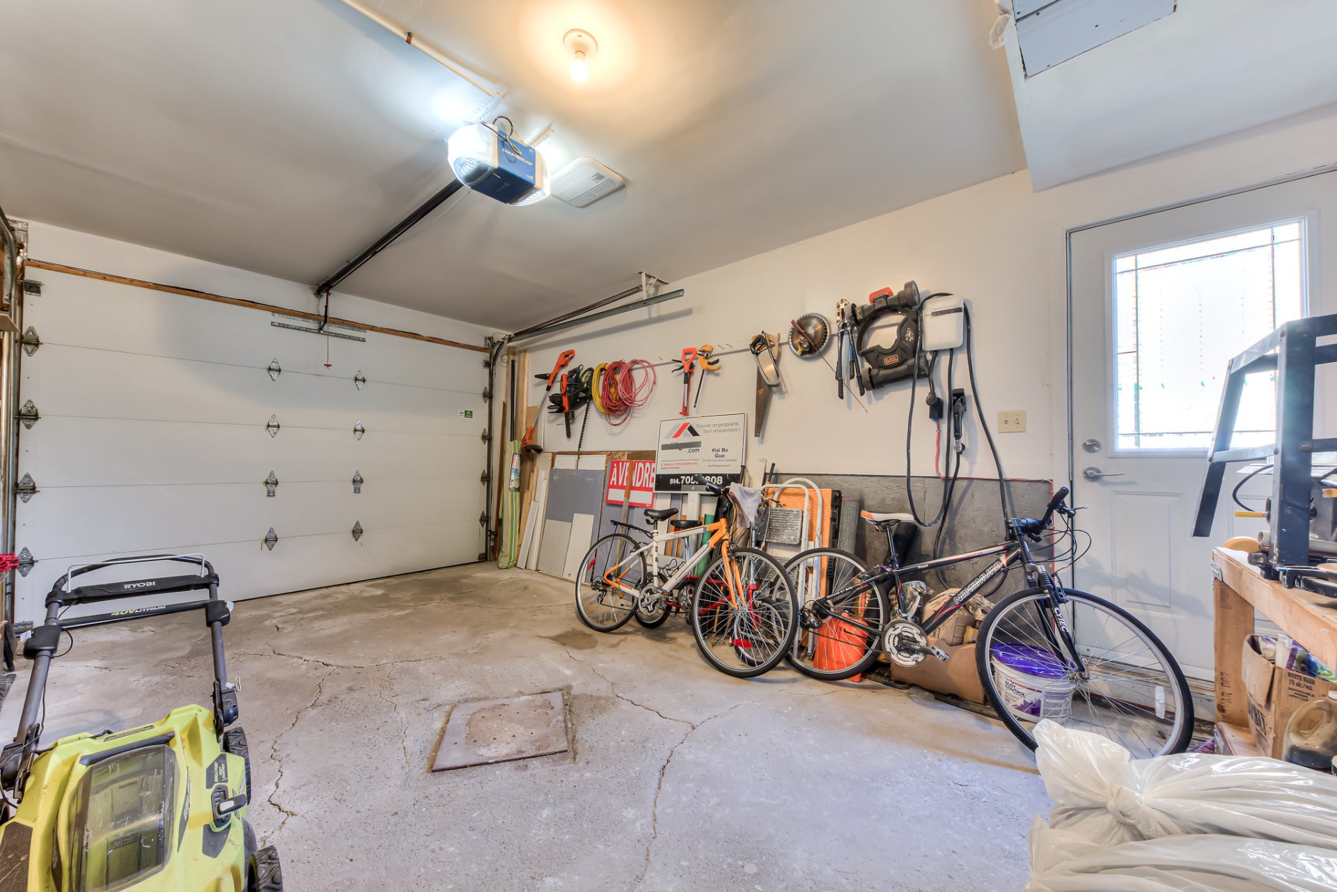 Residential in Pointe-Claire 4
