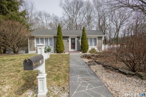 150 Poplar Dr, Cheshire, CT, 06410-7117 | Card Image