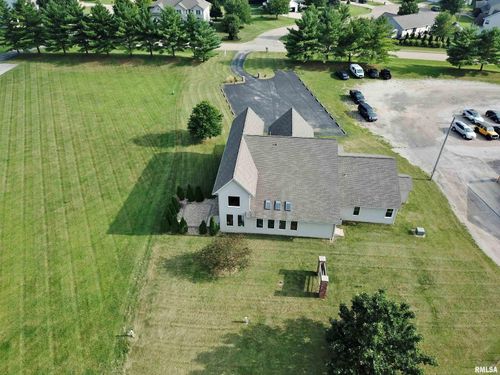 109-109 Elizabeth Pointe Dr, Germantown Hills, IL, 61548-9471 | Card Image