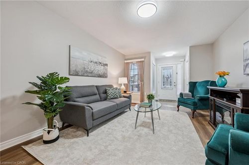 21 Wideman Boulevard, Guelph, ON, N1E0J2 | Card Image