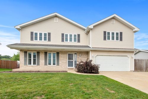 520 Hickory Ln, Peotone, IL, 60468-9547 | Card Image