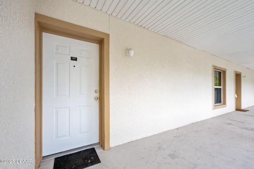 201-946 15th St, Holly Hill, FL, 32117-2075 | Card Image