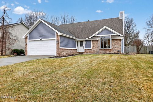 5543 Greenridge Dr, Toledo, OH, 43615-6719 | Card Image
