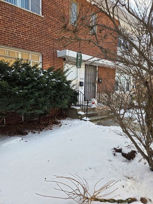 b-8649 Niles Center Rd, Skokie, IL, 60077-4046 | Card Image