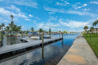 205 - 5108 Amulet Drive, Condo with 2 bedrooms, 2 bathrooms and null parking in New Port Richey FL | Image 2