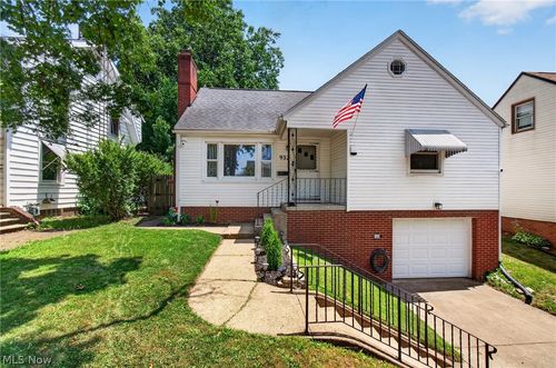 932 Ridge Rd Nw, Canton, OH, 44703-2131 | Card Image