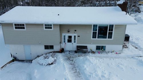 111 Grandview Ave, Trenton, NS, B0K1X0 | Card Image