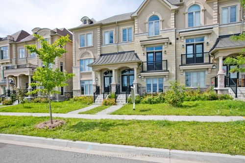 18 Campobello St, Vaughan, ON, L6A5B3 | Card Image