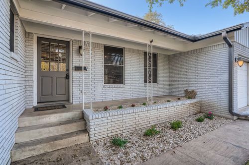 210 College St, Round Rock, TX, 78664-4417 | Card Image