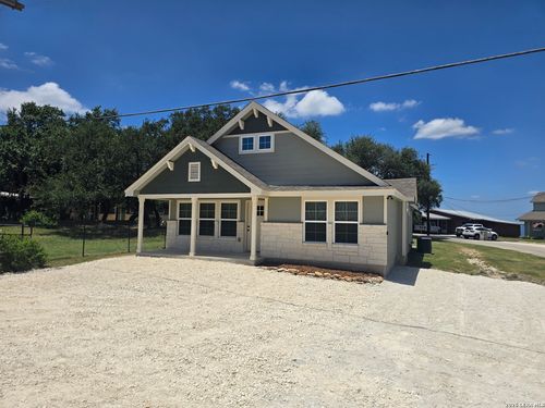 1071 Skyline Dr, Canyon Lake, TX, 78133 | Card Image