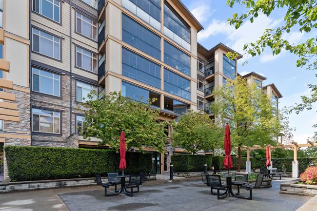 202 - 2860 Trethewey Street, Condo with 1 bedrooms, 1 bathrooms and 2 parking in Abbotsford BC | Image 1