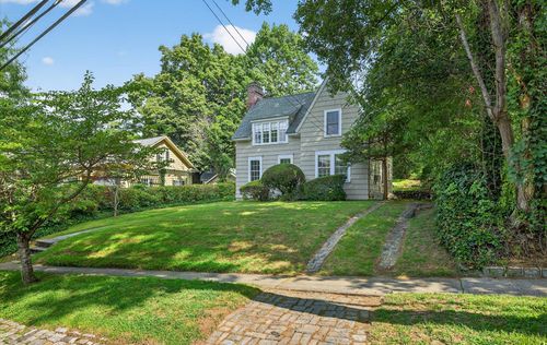 240 Pine St, Little Neck, NY, 11363-1830 | Card Image