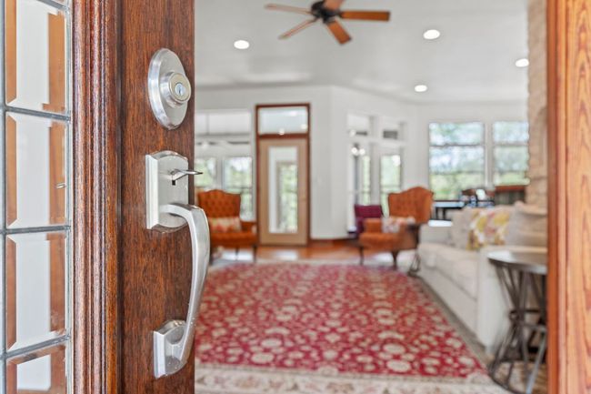 20001 Hamilton Pool Rd, House other with 6 bedrooms, 4 bathrooms and null parking in Dripping Springs TX | Image 7