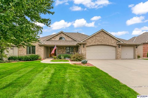 19813 Adams St, Omaha, NE, 68135-3204 | Card Image