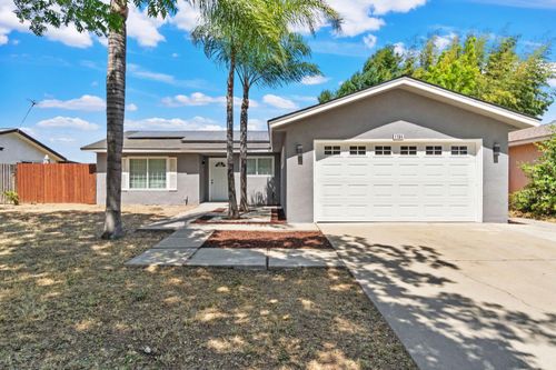 1704 E Los Altos Ave, Fresno, CA, 93710-4347 | Card Image