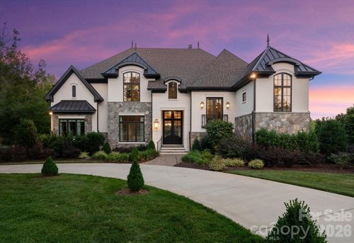 301 Skyecroft Way, Waxhaw, NC, 28173-2402 | Card Image