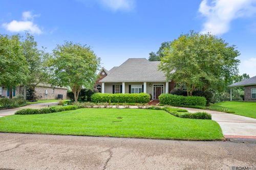 6924 Hunters Way, Denham Springs, LA, 70726-5641 | Card Image